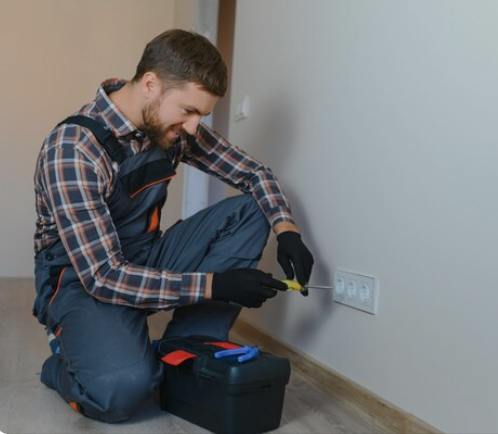 INSTALACION DE ENCHUFE O INTERRUPTOR